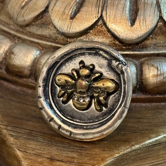 Vintage Bumble Bee Decorative Lapel Pin - Picture 7 of 8